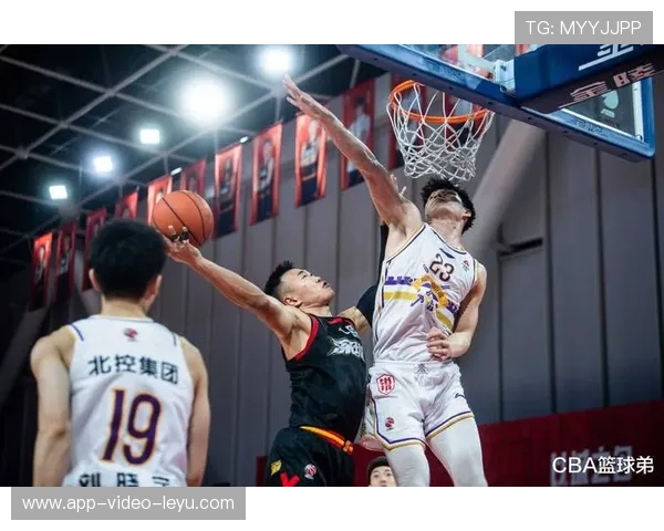 上海锁定北控锋线王牌 新赛季剑指广东王朝 上海锁定北控锋线王牌 新赛季剑指广东王朝
